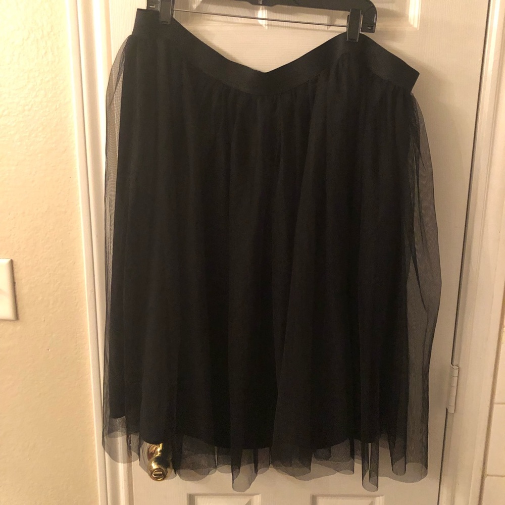 Tutu - buy 1 items from my closet, get 1 free